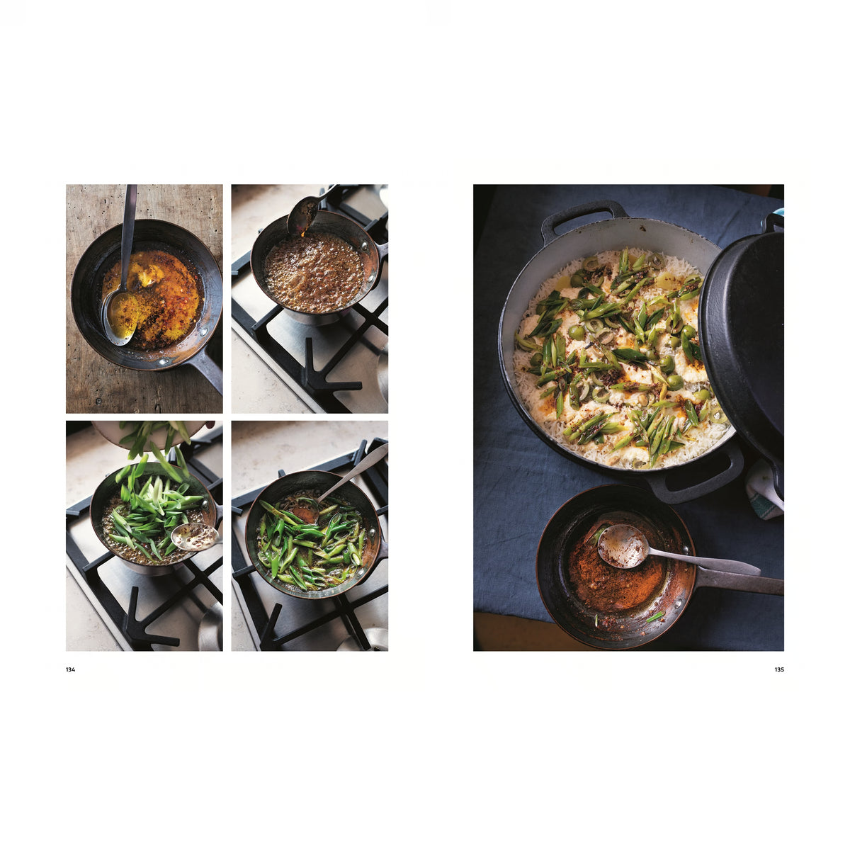 Gericht mit Reis (Seite 134–135): Mehrere Zubereitungsschritte in kleinen Pfannen, gefolgt von einem großen Topf mit fertig gegartem Reisgericht mit grünem Gemüse, Oliven und Gewürzen. Daneben eine leere Pfanne mit Löffel.