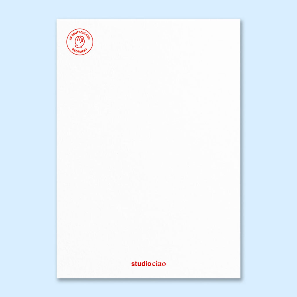 Rückseite der Dankeskarte mit strukturierter weißer Papieroberfläche, rotem Siegel ‚In Deutschland gedruckt‘ oben links und kleinem Schriftzug ‚studio ciao‘ unten mittig.