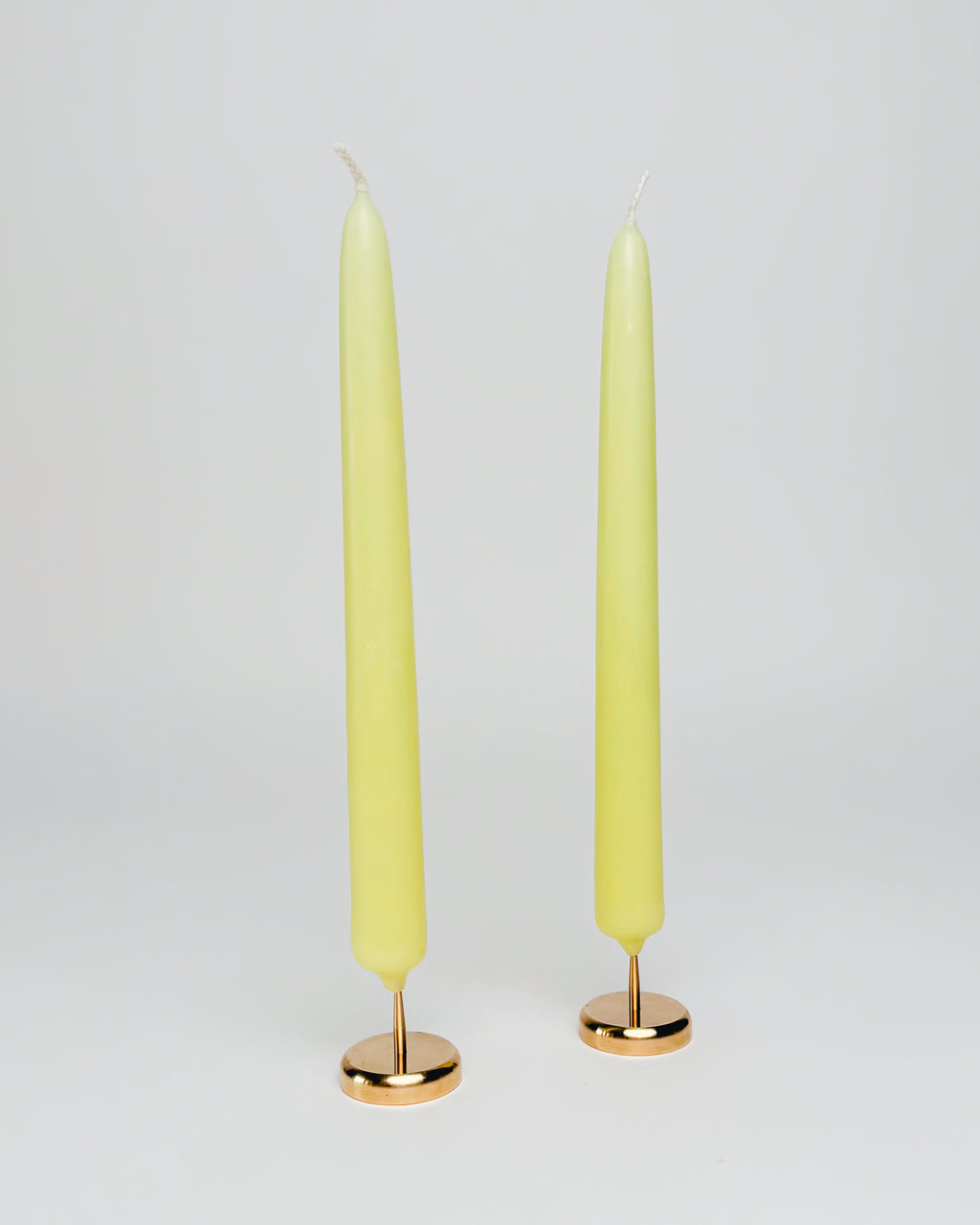 2-Piece Taper Candle Set Wild Daffodil