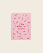 Geburtstagskarte mit rosa Hintergrund und roten Pasta Illustrationen mit dem Schriftzug „Alles Gute, du Nudel!“ von studio ciao, humorvolle Grußkarte zum Geburtstag.