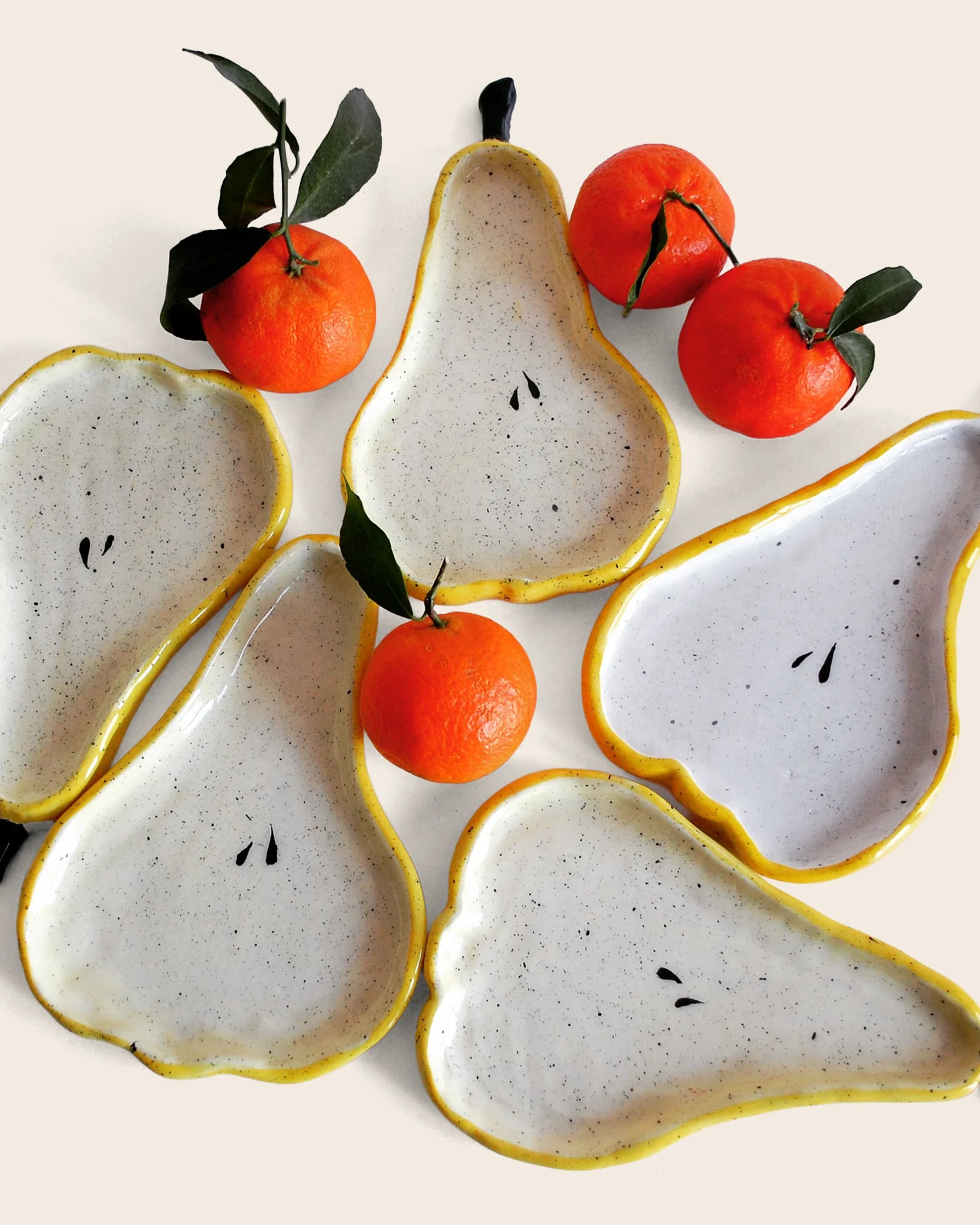 Serving Plate Pear
