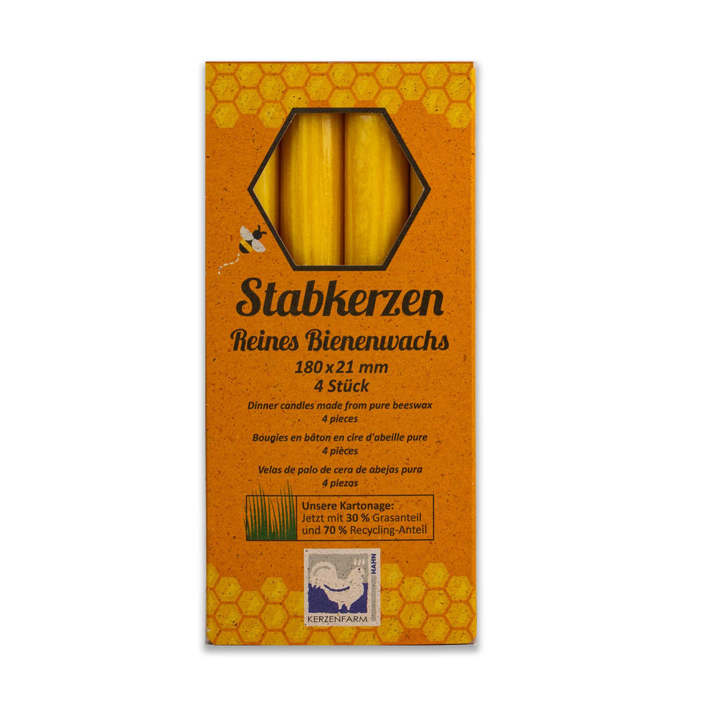 Verpackung des 4er-Stabkerzensets aus reinem Bienenwachs von Kerzenfarm Hahn, 18 cm lange handgefertigte Bienenwachskerzen aus Deutschland.