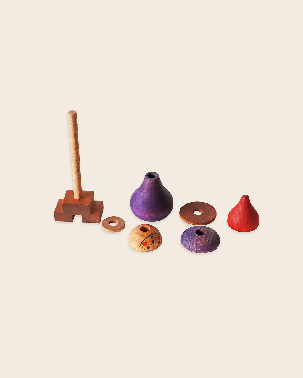 Einzelne Holzelemente der Steckfigur Lila von Wooden Story aus FSC zertifiziertem Holz, Montessori Steckspielzeug