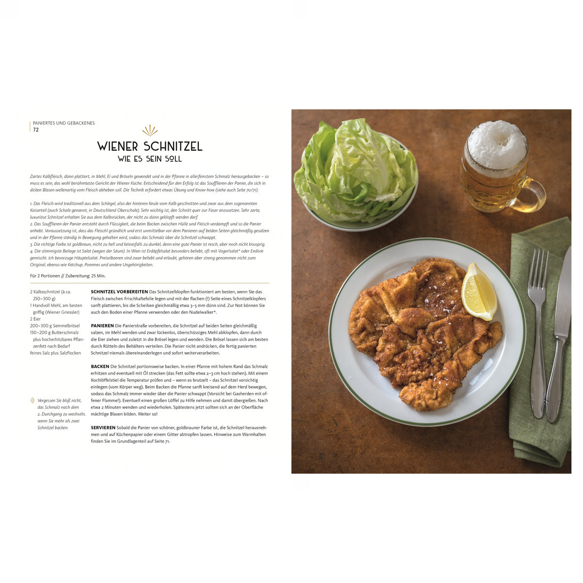 Rezeptseite für Wiener Schnitzel. Links Zutatenliste und Zubereitung, rechts Teller mit goldbraunem Wiener Schnitzel, Zitronenspalte, Kopfsalat und Bier.